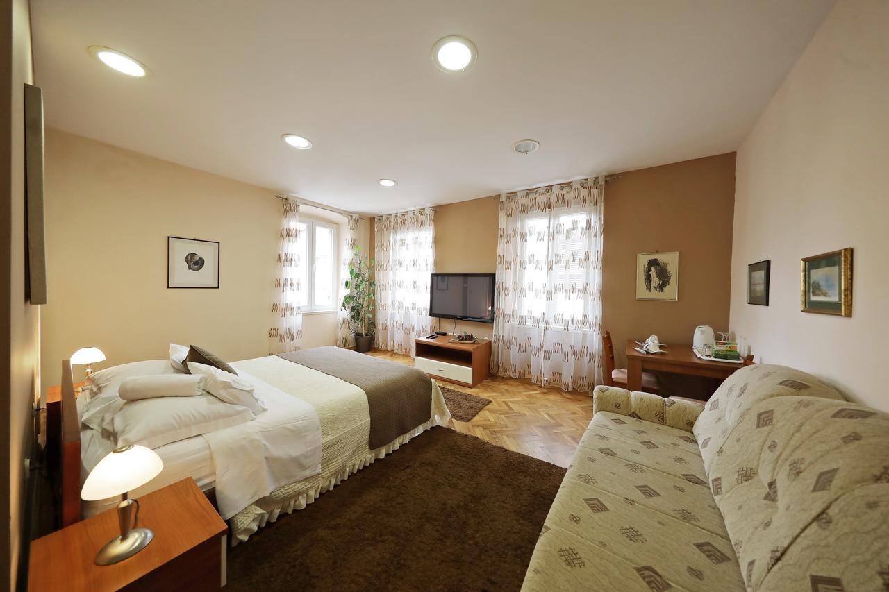 Rooms Goga Zadar Buitenkant foto
